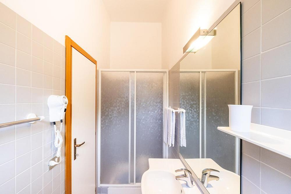 Residence Caterina カットーリカ エクステリア 写真